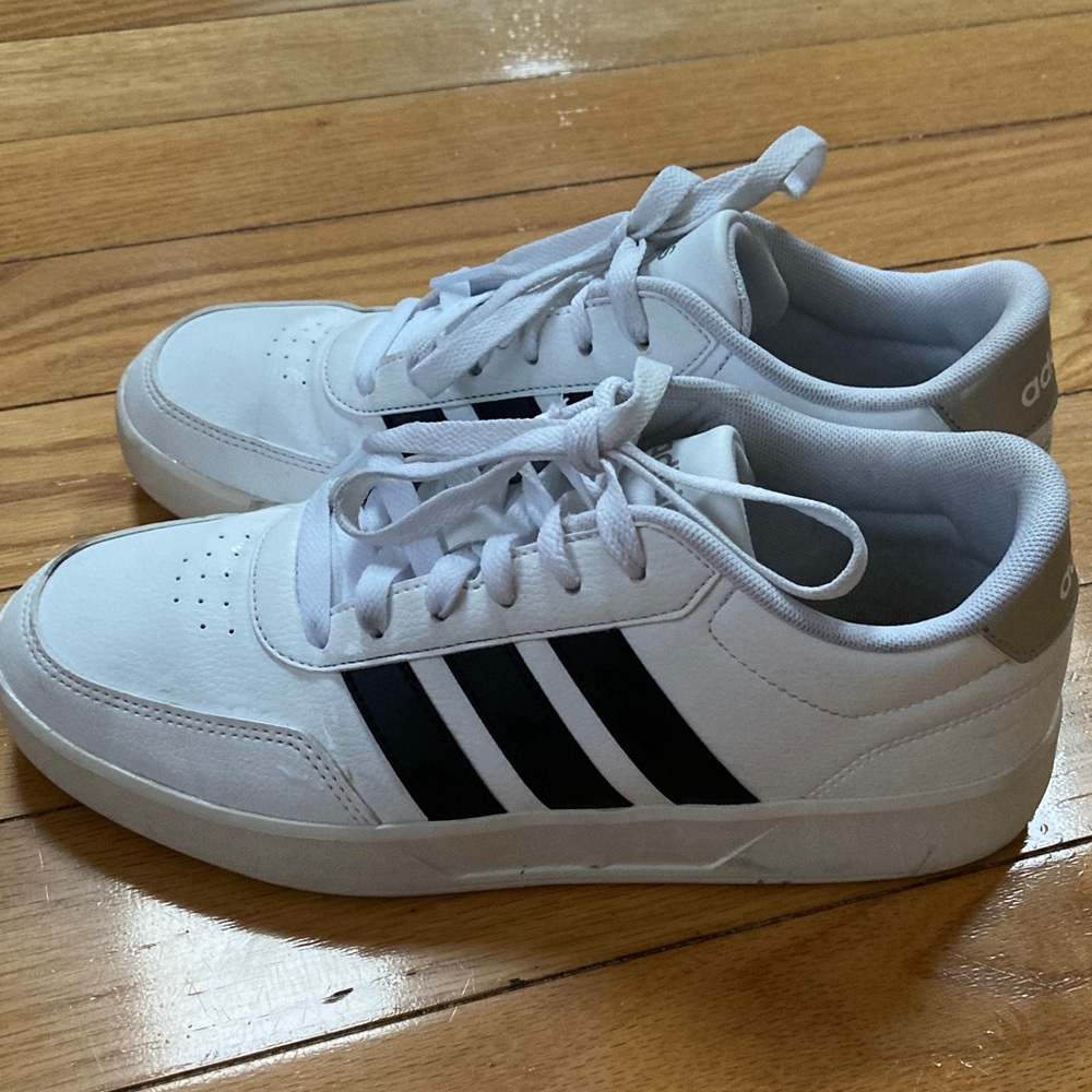Adidas grand court cloudfoam  White Sneakers with Black Accents